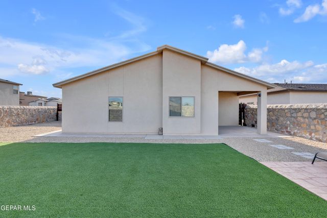 11352 Hidalgo Drive, Socorro, TX 79927