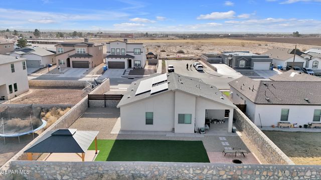 11352 Hidalgo Drive, Socorro, TX 79927