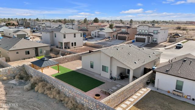 11352 Hidalgo Drive, Socorro, TX 79927