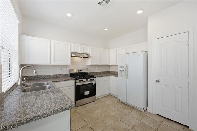 3350 Commendation Drive, Las Vegas, NV 89117