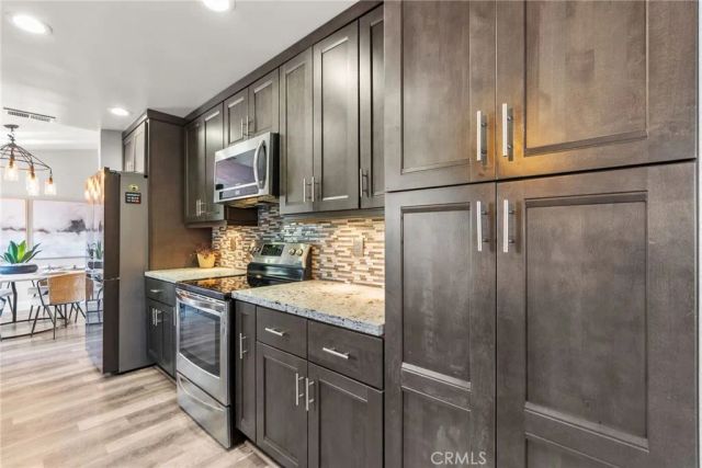 1500 Collins, Placentia, CA 92870