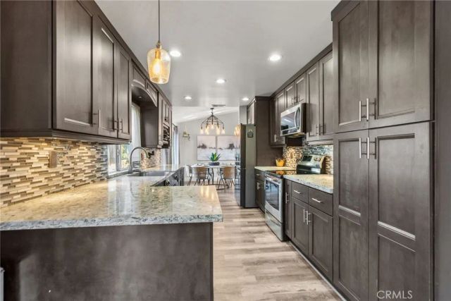 1500 Collins, Placentia, CA 92870