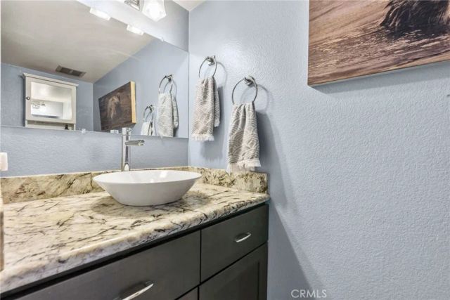 1500 Collins, Placentia, CA 92870