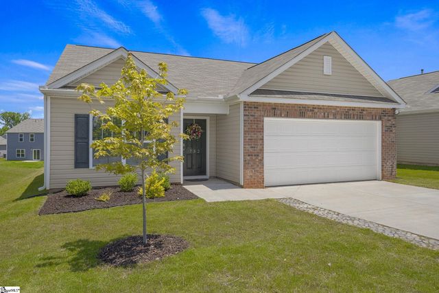 732 Wolverine Lane, Woodruff, SC 29388