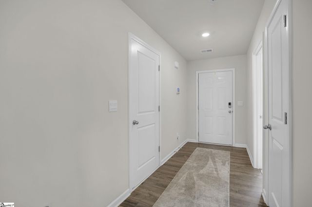 732 Wolverine Lane, Woodruff, SC 29388