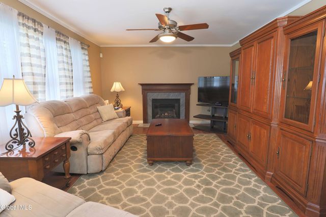 511 Tony Drive, Rotterdam, NY 12306