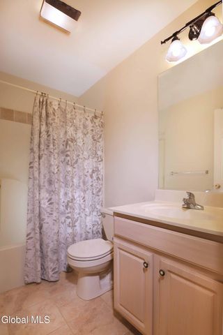 511 Tony Drive, Rotterdam, NY 12306
