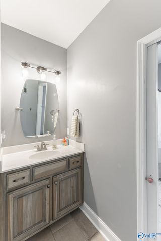 15153 Hobbs Road, Athens, AL 35614