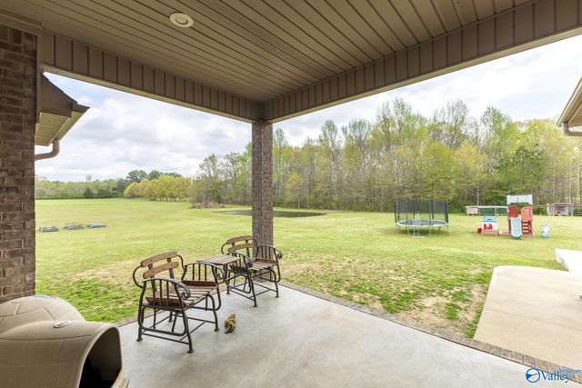 15153 Hobbs Road, Athens, AL 35614
