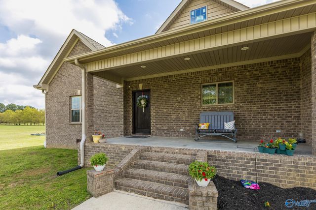 15153 Hobbs Road, Athens, AL 35614