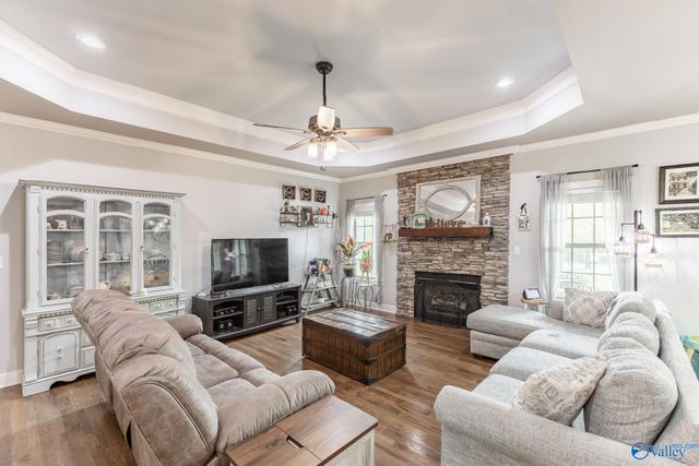 15153 Hobbs Road, Athens, AL 35614