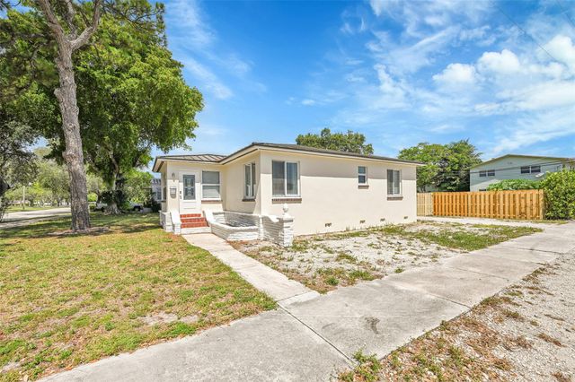 301 SW 17th St, Fort Lauderdale, FL 33315