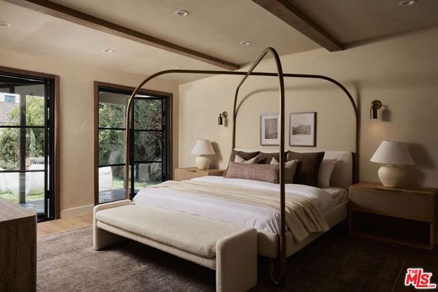 6255 Del Valle Drive, Los Angeles, CA 90048