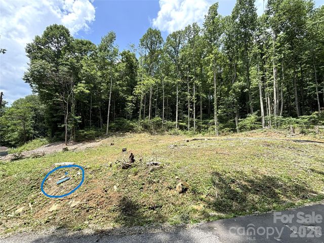 21 Club Crest Drive, Maggie Valley, NC 28751