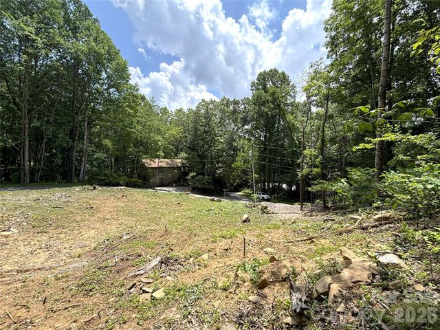 21 Club Crest Drive, Maggie Valley, NC 28751