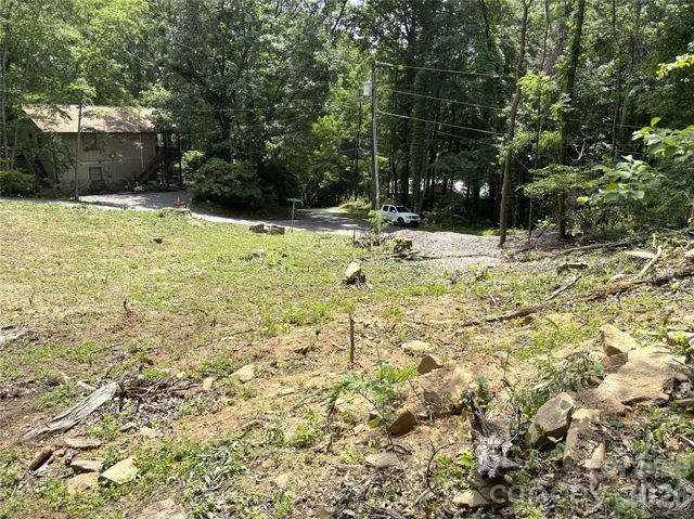 21 Club Crest Drive, Maggie Valley, NC 28751
