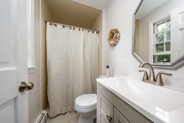 99 Old Post Road, Centerville, MA 02632
