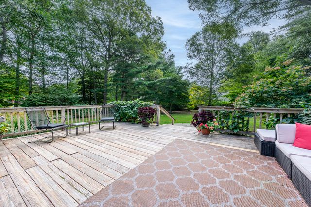 99 Old Post Road, Centerville, MA 02632