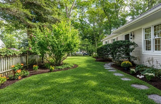 99 Old Post Road, Centerville, MA 02632