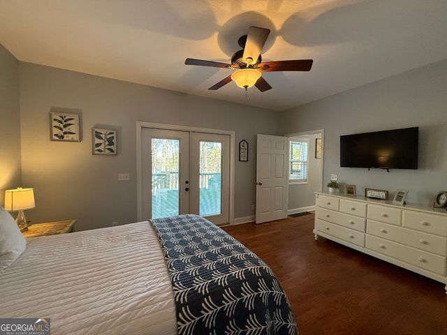 49 Currahee Point, Toccoa, GA 30577