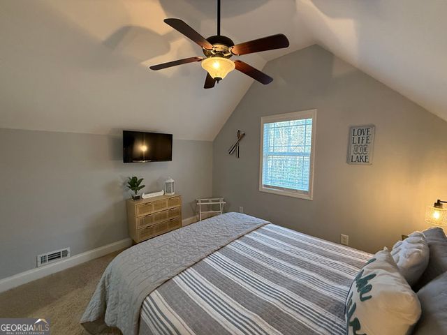 49 Currahee Point, Toccoa, GA 30577