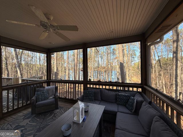 49 Currahee Point, Toccoa, GA 30577