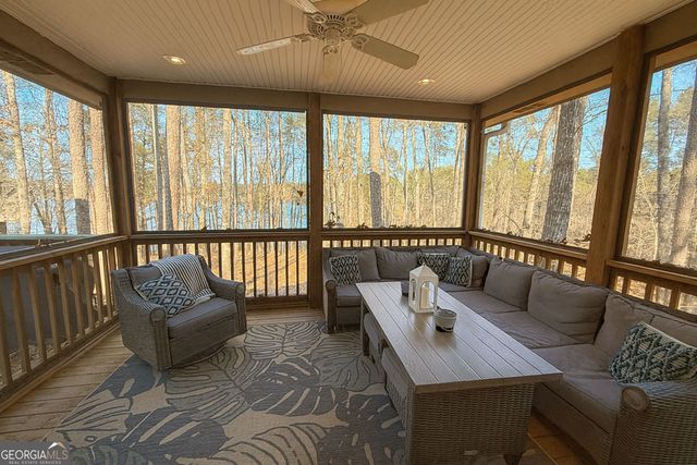 49 Currahee Point, Toccoa, GA 30577