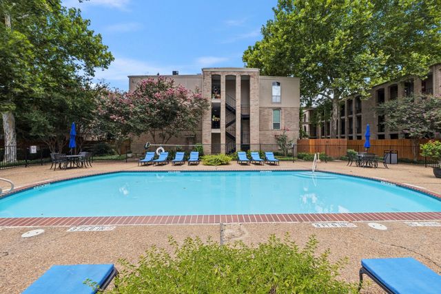 4641 Wild Indigo Street 433, Houston, TX 77027