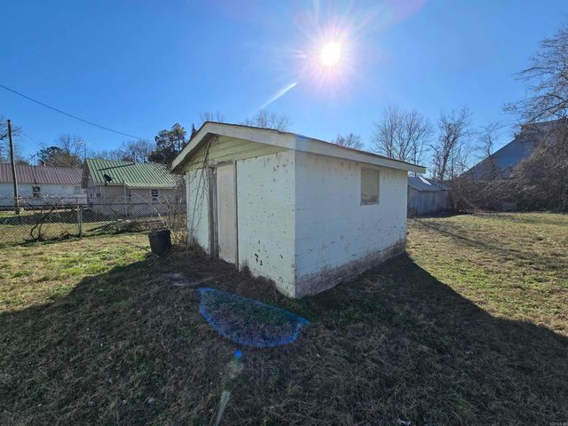 624 S Ozark Avenue, Trumann, AR 72472