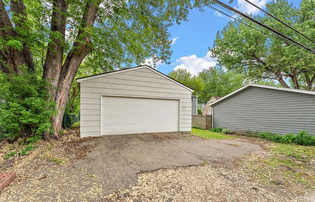 4112 Salem Avenue, Saint Louis Park, MN 55416