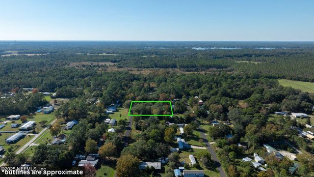 106 LAR Lane, Crescent City, FL 32112