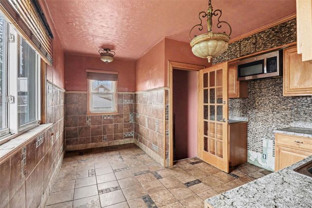 5719 Haverhill Street, Detroit, MI 48224