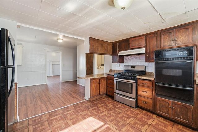 804 W Main Street, Edmond, OK 73003