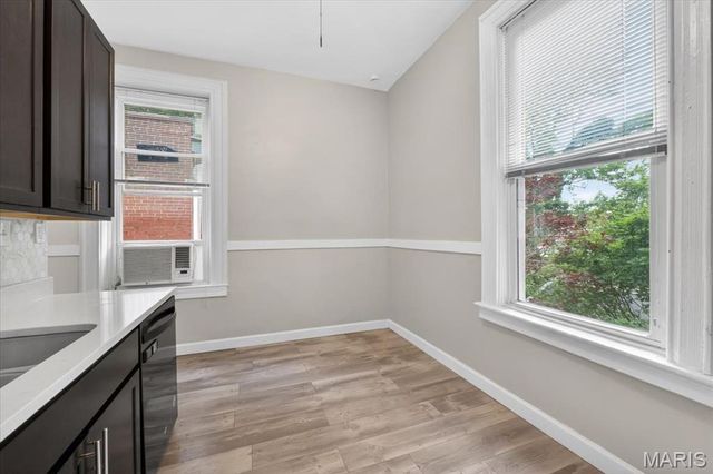 2416 S 13th Street A, St Louis, MO 63104
