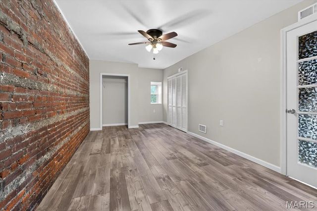 2416 S 13th Street A, St Louis, MO 63104