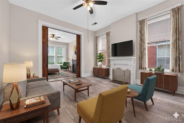 2416 S 13th Street A, St Louis, MO 63104