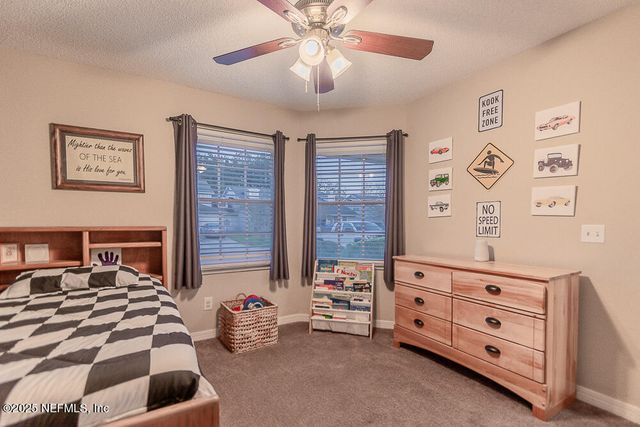 11060 WANDERING OAKS Drive, Jacksonville, FL 32257