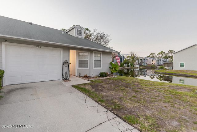 11060 WANDERING OAKS Drive, Jacksonville, FL 32257