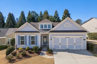 5960 Chimney Rock Drive, Hoschton, GA 30548