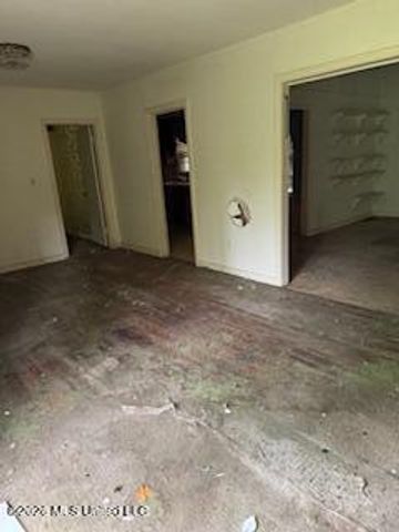 2227 Crabapple Drive, Meridian, MS 39301