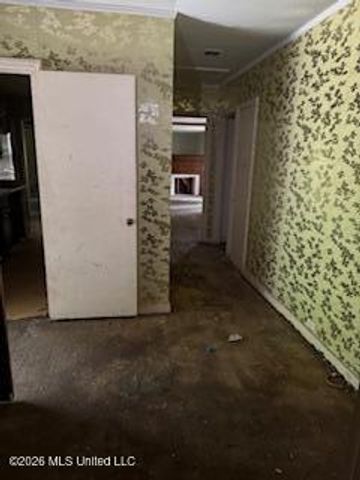 2227 Crabapple Drive, Meridian, MS 39301