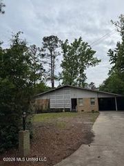 2227 Crabapple Drive, Meridian, MS 39301