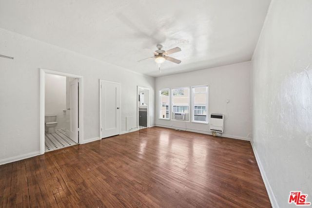 3209 Descanso Drive 35, Los Angeles, CA 90026