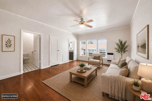 3209 Descanso Drive 35, Los Angeles, CA 90026