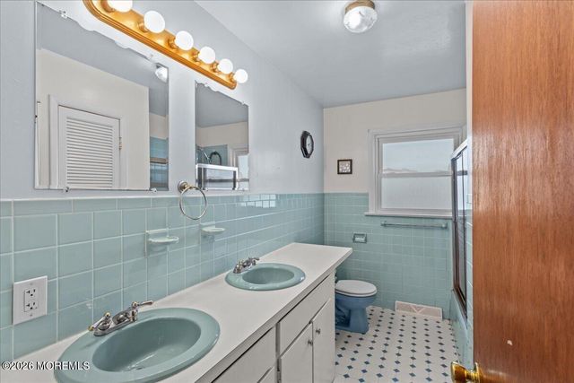 1625 Commonwealth Boulevard, Manchester, NJ 08759