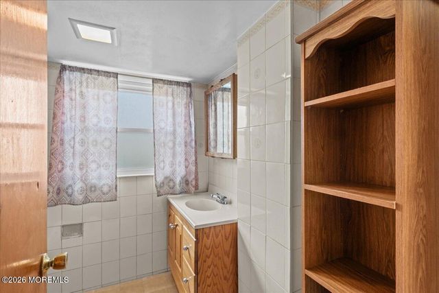 1625 Commonwealth Boulevard, Manchester, NJ 08759