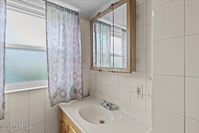 1625 Commonwealth Boulevard, Manchester, NJ 08759