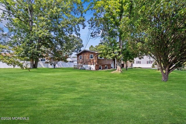 1625 Commonwealth Boulevard, Manchester, NJ 08759