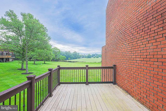 708 OLD CROSSING DR, Baltimore, MD 21208