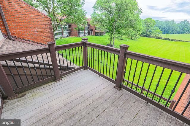 708 OLD CROSSING DR, Baltimore, MD 21208